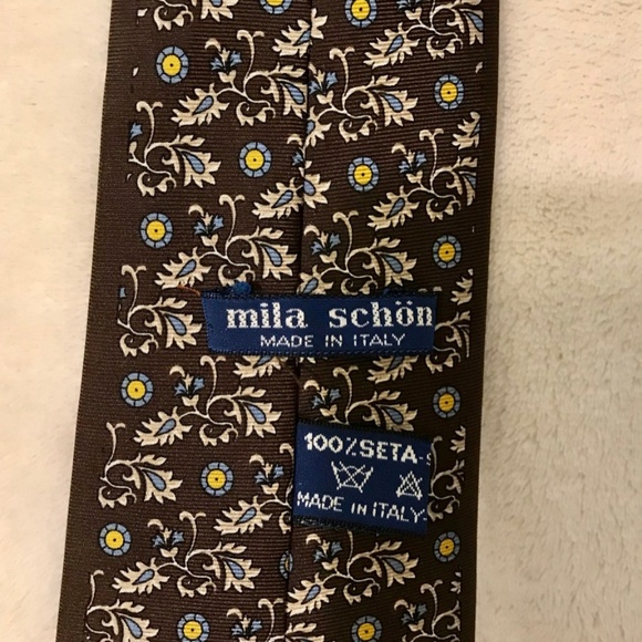 Mila Schon Other - Mila Schon necktie, very gently used, Classy..!!!